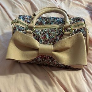 Betsey Johnson, sequin bow bag